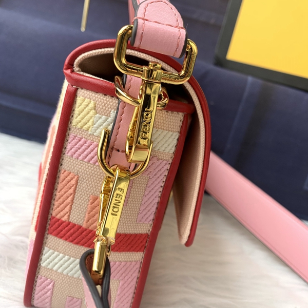 スーパーコピーブランドバッグ細部ディテール